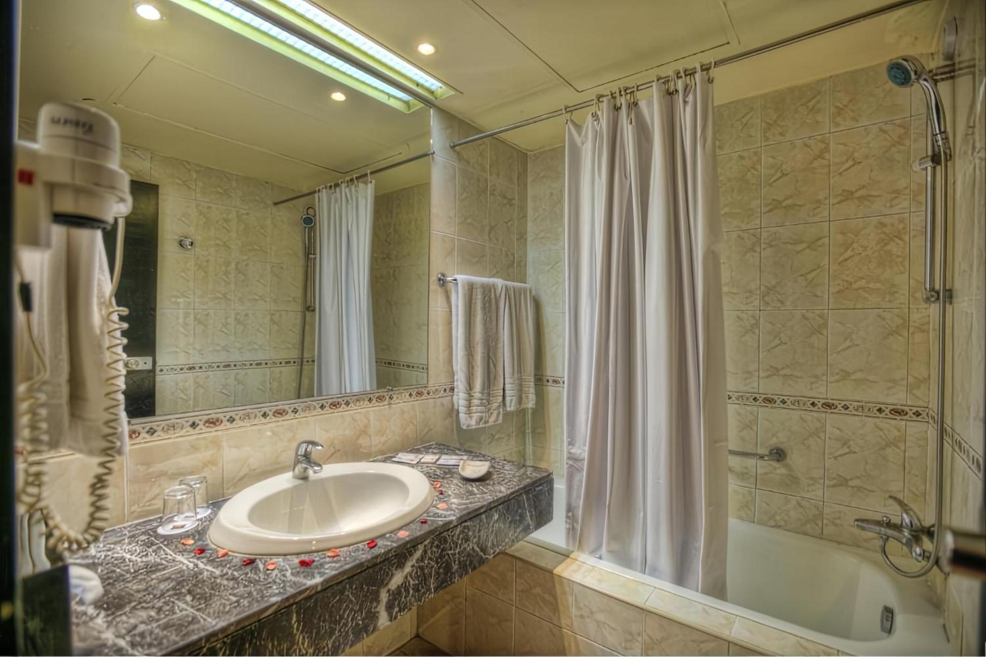 Hotel Le Semiramis Marrakech By Bravia Hotels Marrakesh Luaran gambar